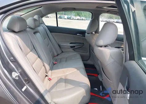 2009 Honda Accord 2.4 Ex-L z USA, uszkodzony, nr VIN 1HGCP26839A047534